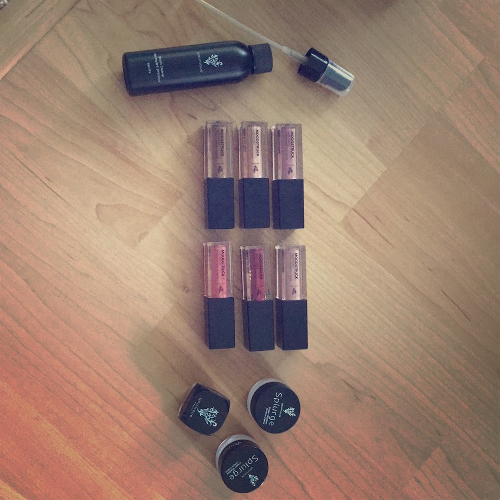 Younique makeup lot
